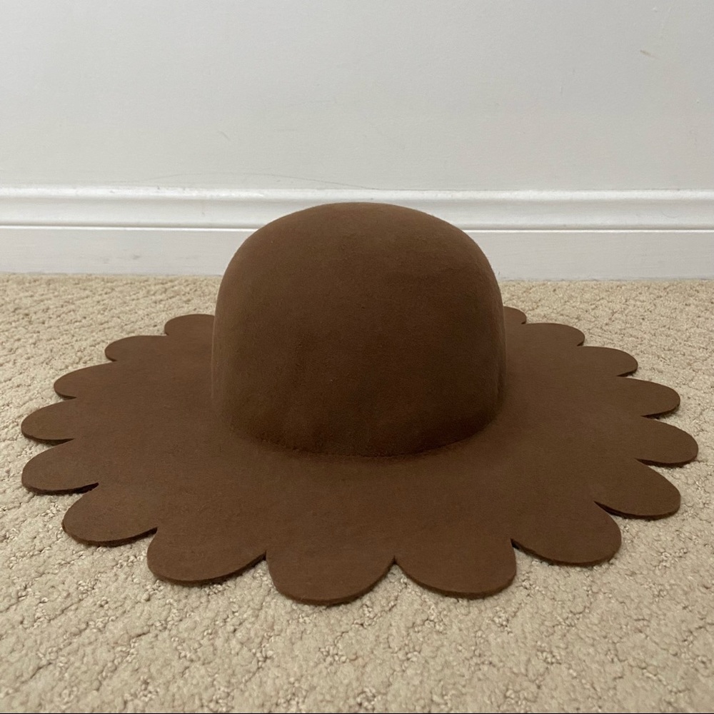 NWOT ASOS Womens Brown Felt Scalloped Wide-Brimmed Floppy Hat